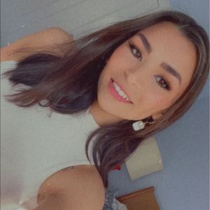 Meet your Posher, Jacquelyn